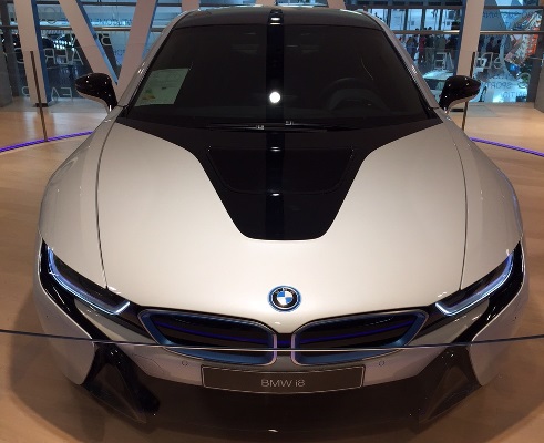 bmw-i8-ausstellung-md-consulting-vip-das-auto-automobil-luxus-edition-special